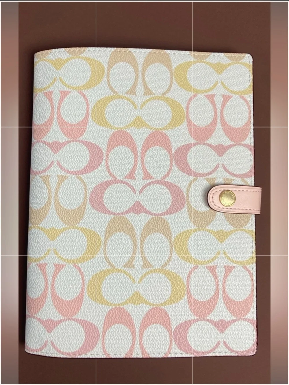 🌸🌷🌸 COACH SIGNATURE NOTEBOOK IN PASTEL PINK / BLUSH LIGHT YELLOW 🌸🌷🌸